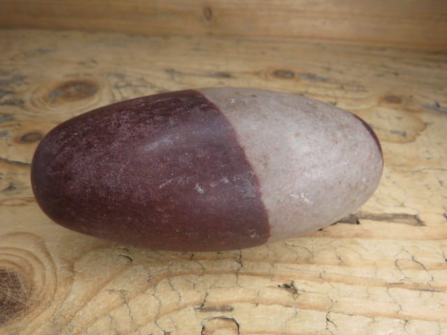 Oryginalny Shiva Lingam z Indii – kamień do medytacji