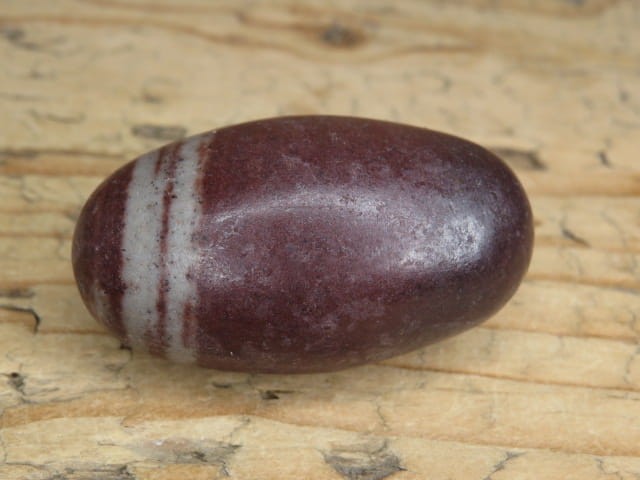 Shiva Lingam – kolekcjonerski kamień mocy z Indii