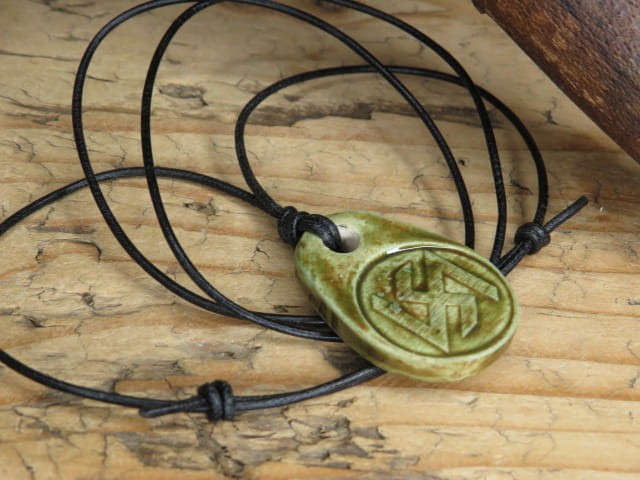 Wisior Strzybóg – słowiański amulet wiatru - ceramika