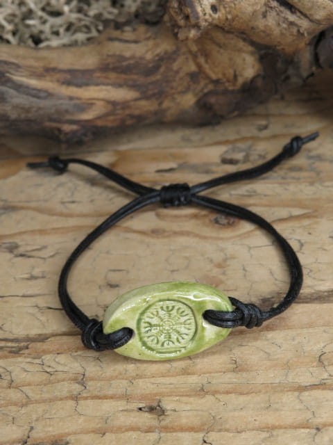 Bransoletka Aegishjalmur – tarcza ochronna Algiz – biżuteria ręcznie robiona