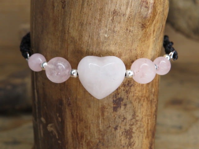 Bransoletka makrama z sercem z kwarcu różowego