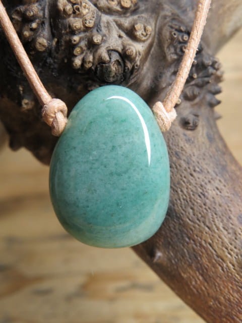 awenturyn - talizman bogactwa zdrowia i intelektu na rzemieniu