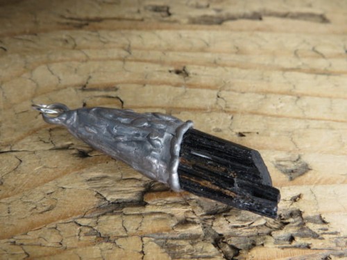 turmalin czarny szerl - wisior