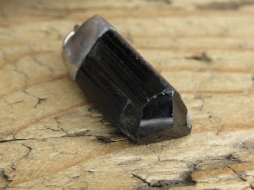 turmalin czarny szerl - wisior