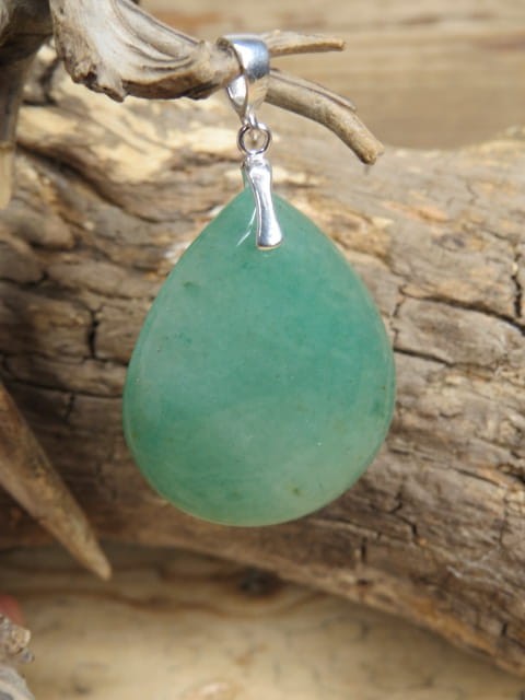 awenturyn zielony wisior