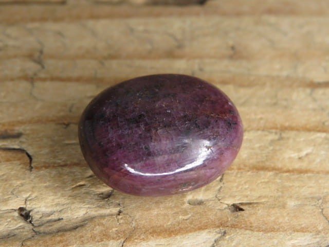 rubin  Indie - luminescencja UV