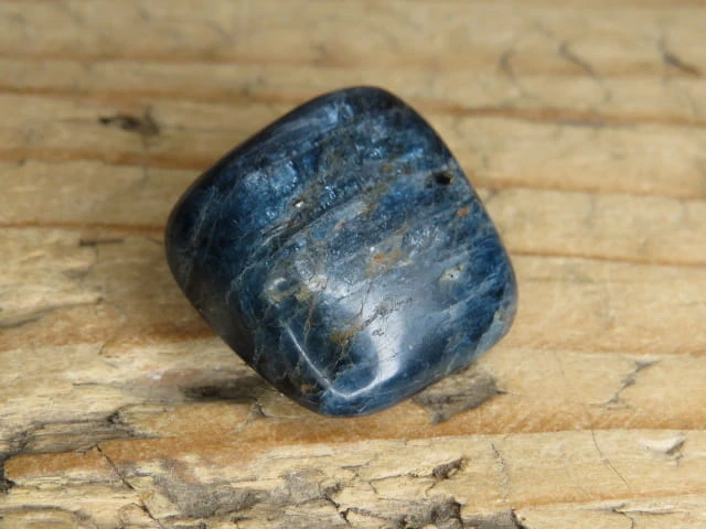dysten cjanit niebieski – kamień polerowany | Indie
