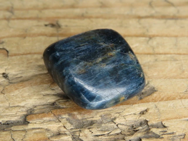 dysten cjanit niebieski – kamień polerowany | Indie