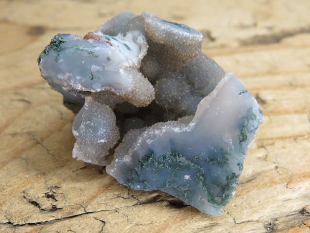 Agat mszysty z kwarcem i geodami – surowa bryłka | Indie