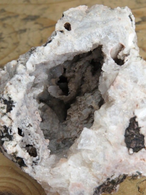 geoda kwarcowa - Suszyna Polska