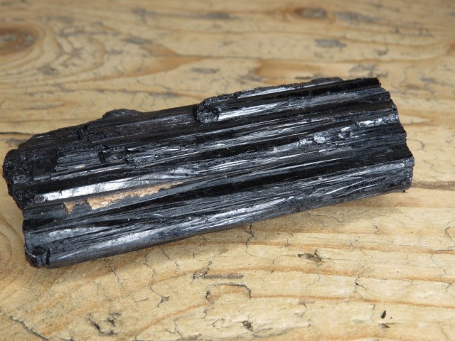 turmalin czarny szerl Madagaskar