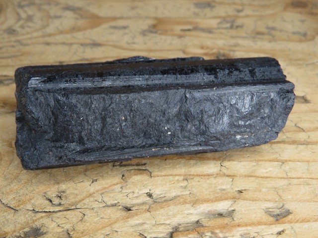 turmalin czarny szerl Madagaskar