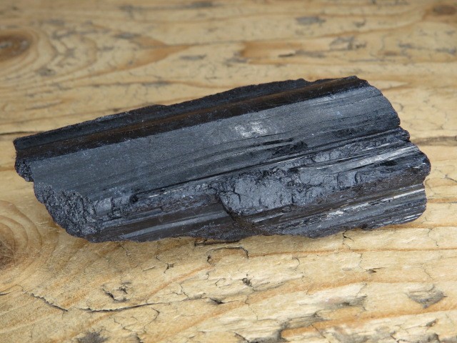 turmalin czarny szerl Madagaskar