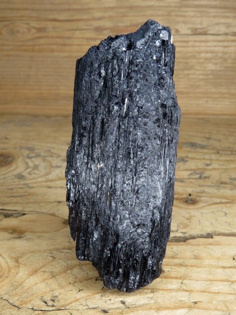 turmalin czarny szerl Madagaskar