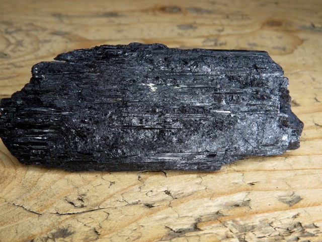 turmalin czarny szerl Madagaskar