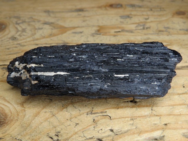 turmalin czarny szerl Madagaskar