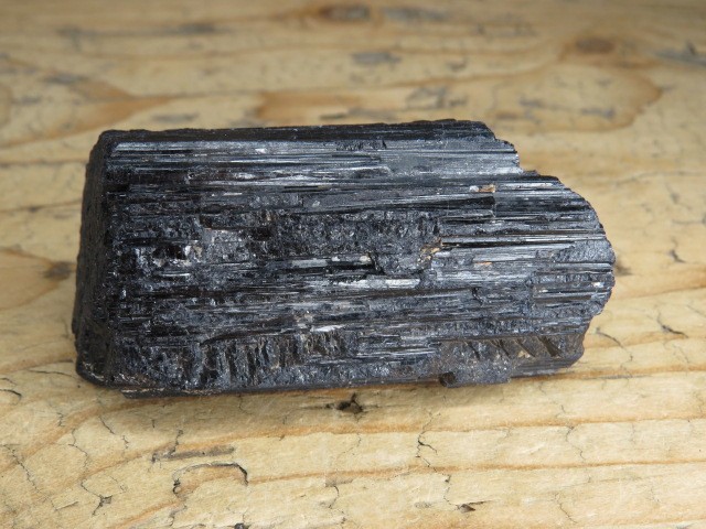 turmalin czarny szerl Madagaskar