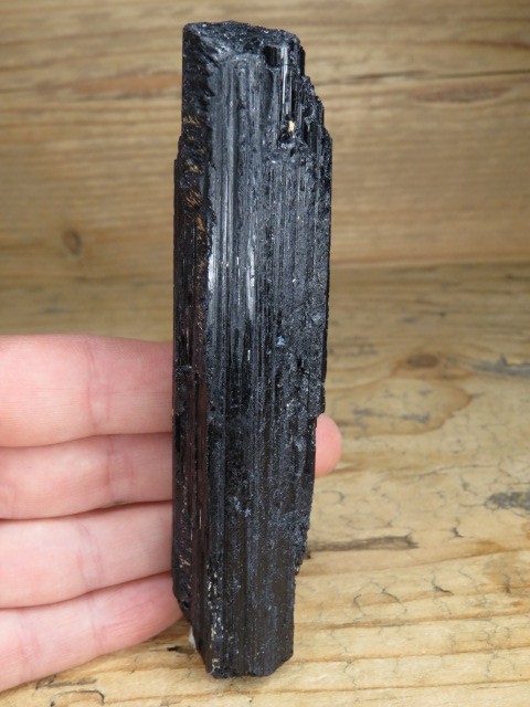 turmalin czarny szerl Madagaskar