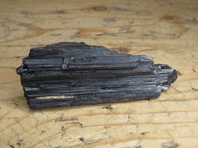 turmalin czarny szerl Madagaskar