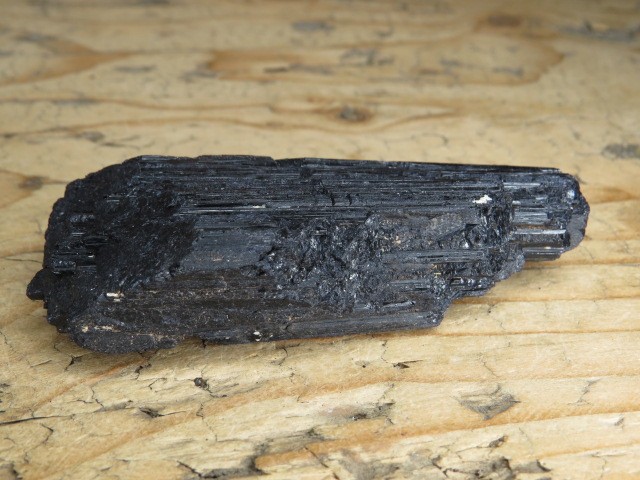 turmalin czarny szerl Madagaskar