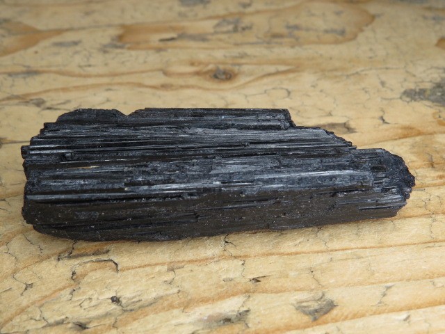 turmalin czarny szerl Madagaskar