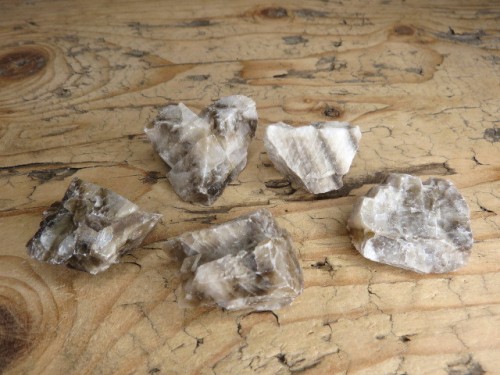 Kalcyt zebra – Polska | Minerał fluorescencyjny UV