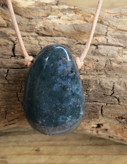 agat mszysty * amulet na rzemieniu