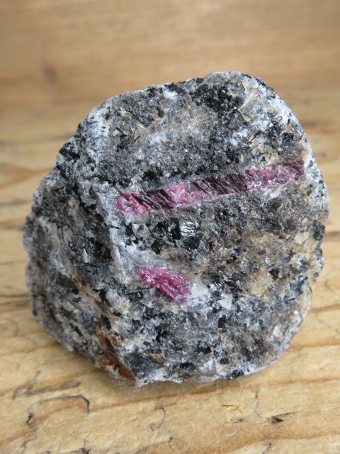 rubin w czermakicie - Tanzania