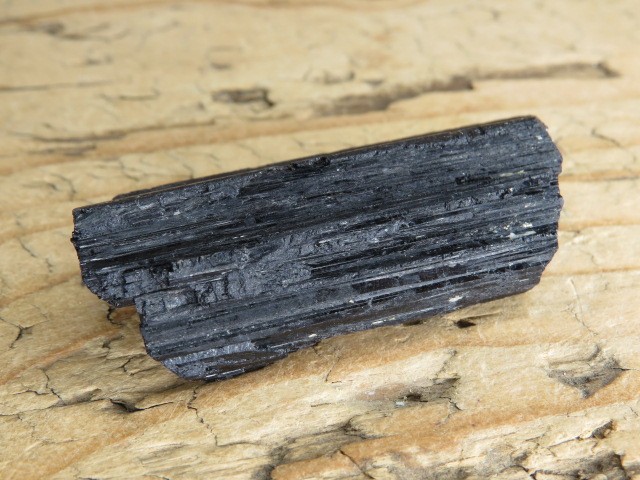 turmalin czarny szerl Brazylia