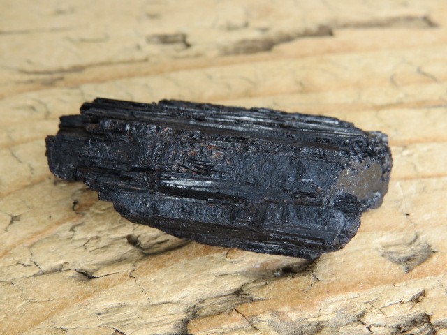 turmalin czarny szerl Brazylia