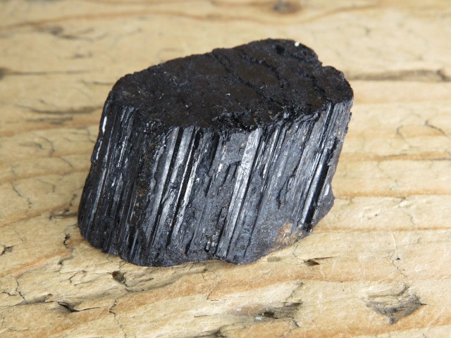 turmalin czarny szerl Brazylia