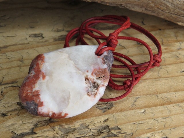 kwarc i jaspis - Polska - amulet ochronny na rzemieniu