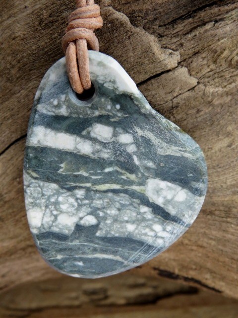 Nefryt – Jordanów, Polska - Sudeckie Skarby