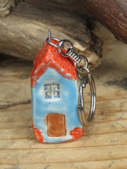 Breloczek ceramiczny – mały domek
