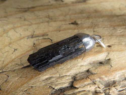 turmalin czarny - wisiorek