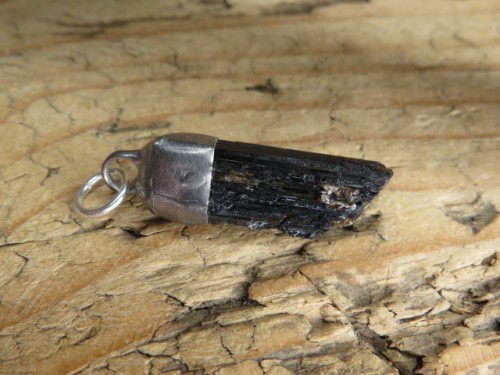 turmalin czarny szerl - wisior