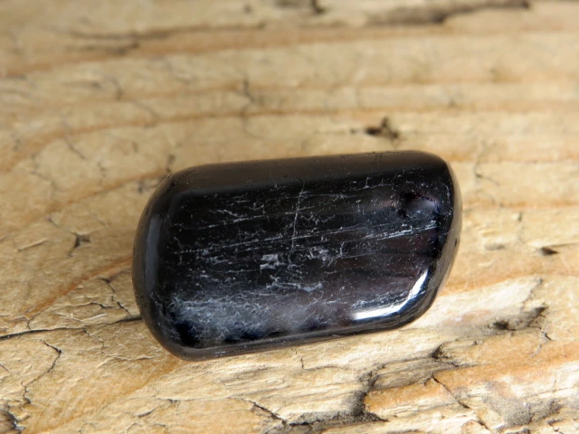 turmalin czarny szerl Madagaskar