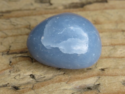 Angelit z Peru – polerowany kamień naturalny