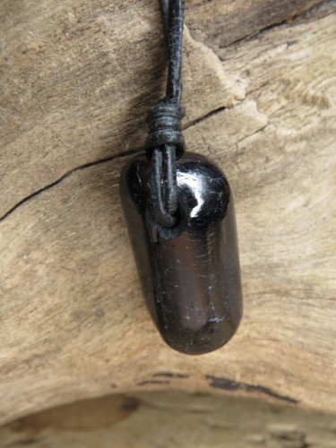 czarny turmalin - amulet ochronny naszyjnik