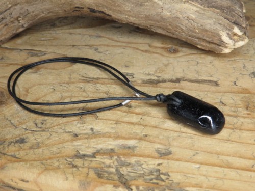czarny turmalin - amulet ochronny naszyjnik