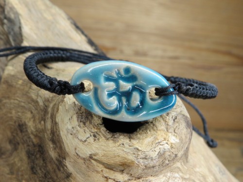 OM – ceramiczny amulet harmonii - bransoletka