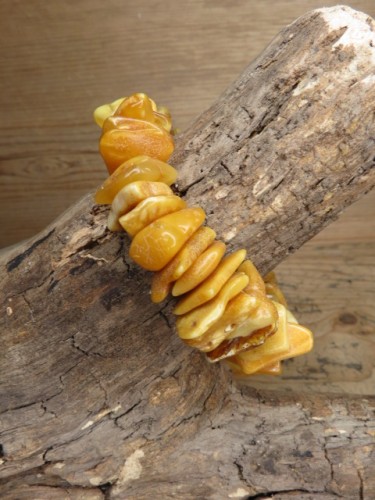 Bransoletka z naturalnego surowego bursztynu bałtyckiego