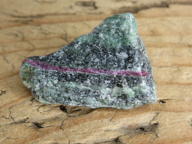 rubin w zoisycie - Tanzania