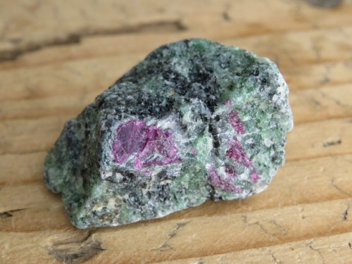 rubin w zoisycie - Tanzania