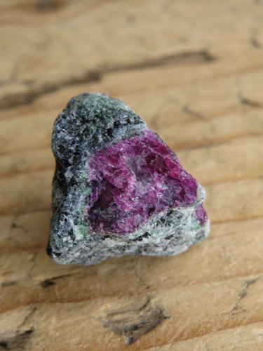 rubin w zoisycie - Tanzania