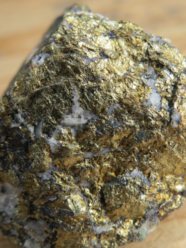 Chalkopiryt z malachitem kwarcem i sfalerytem Maroko