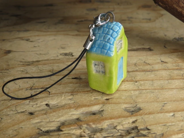 Ceramiczny domek - zawieszka