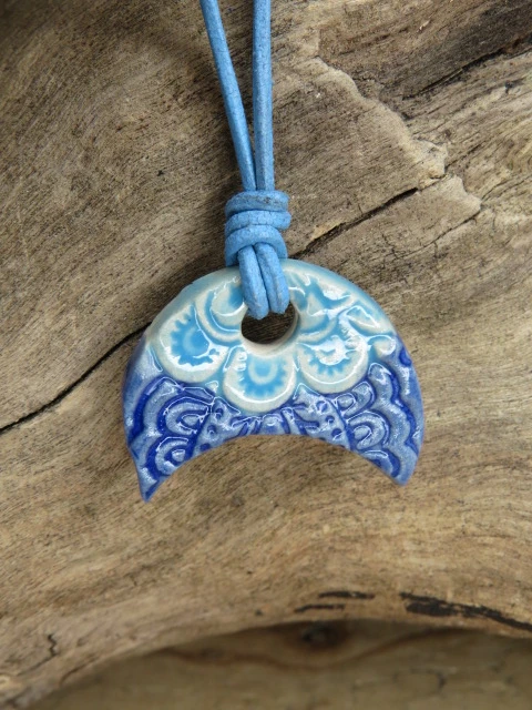 Wisior ceramiczny Lunula - amulet słowiański