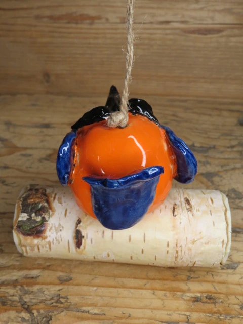 Zawieszka ptaszek ceramiczny Grażynka na patyku – rękodzieło