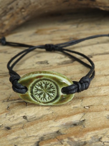 Bransoletka Aegishjalmur – tarcza ochronna Algiz – biżuteria ręcznie robiona